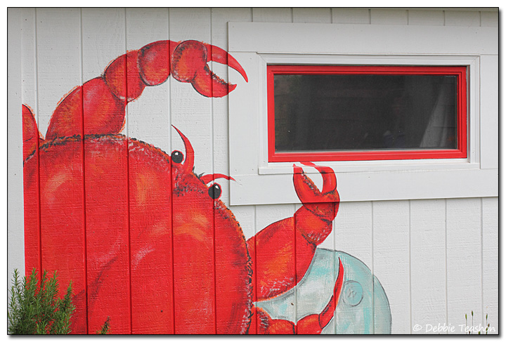 Crab painted wall